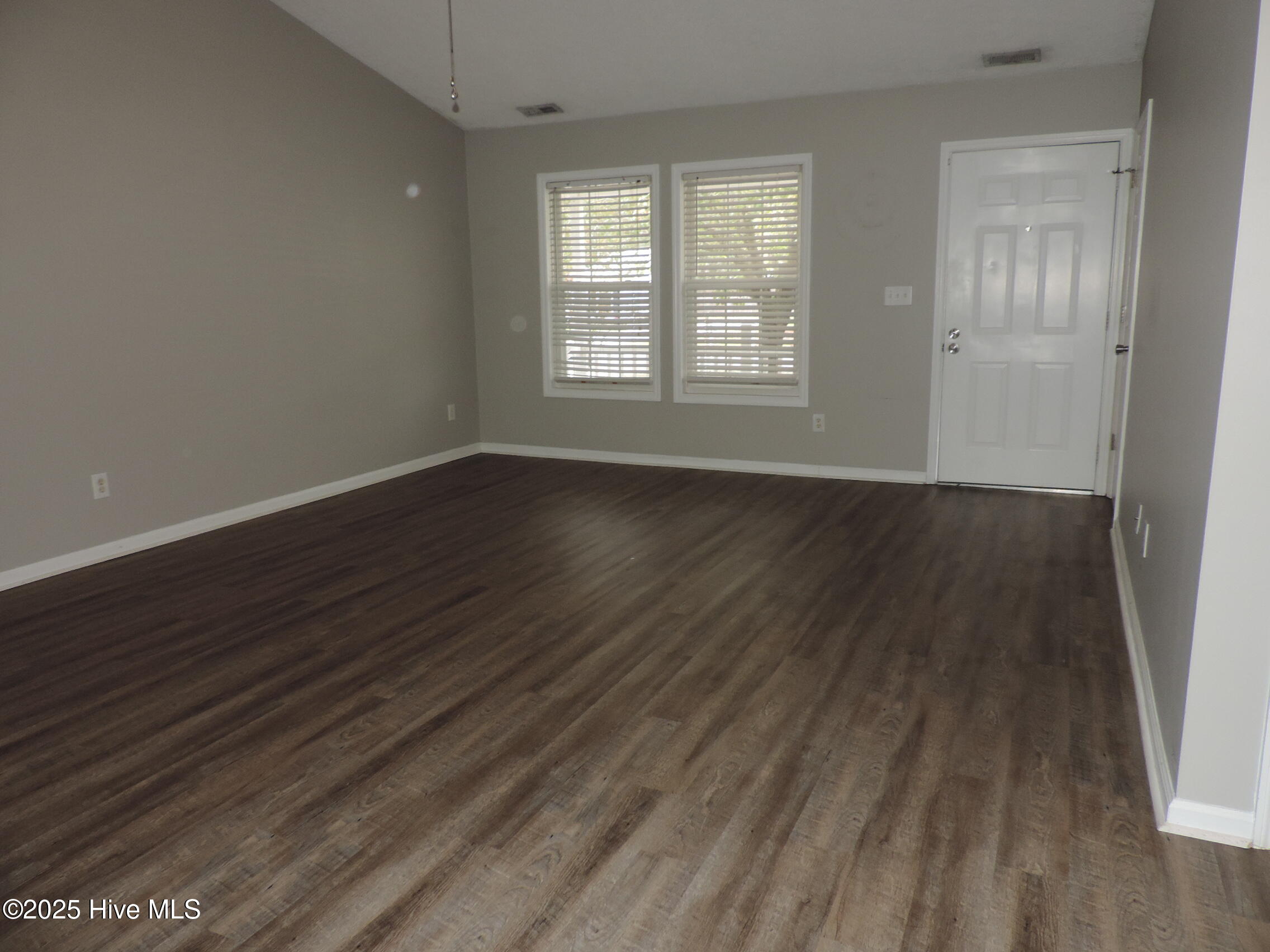 5801 County Line Road New Bern, NC 28562 - Photo 4 of 27