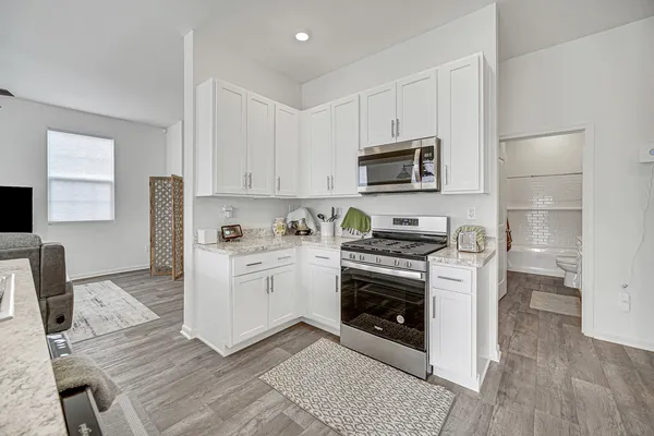 $310,300 | 6313 Maple Glen Drive, Wonder Lake, IL 60097