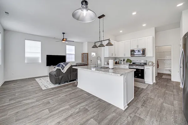 $310,300 | 6313 Maple Glen Drive, Wonder Lake, IL 60097