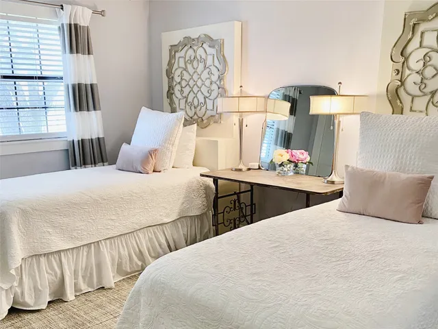 $749,999 | 6978 Skull Creek Road, Fayetteville, TX 78940