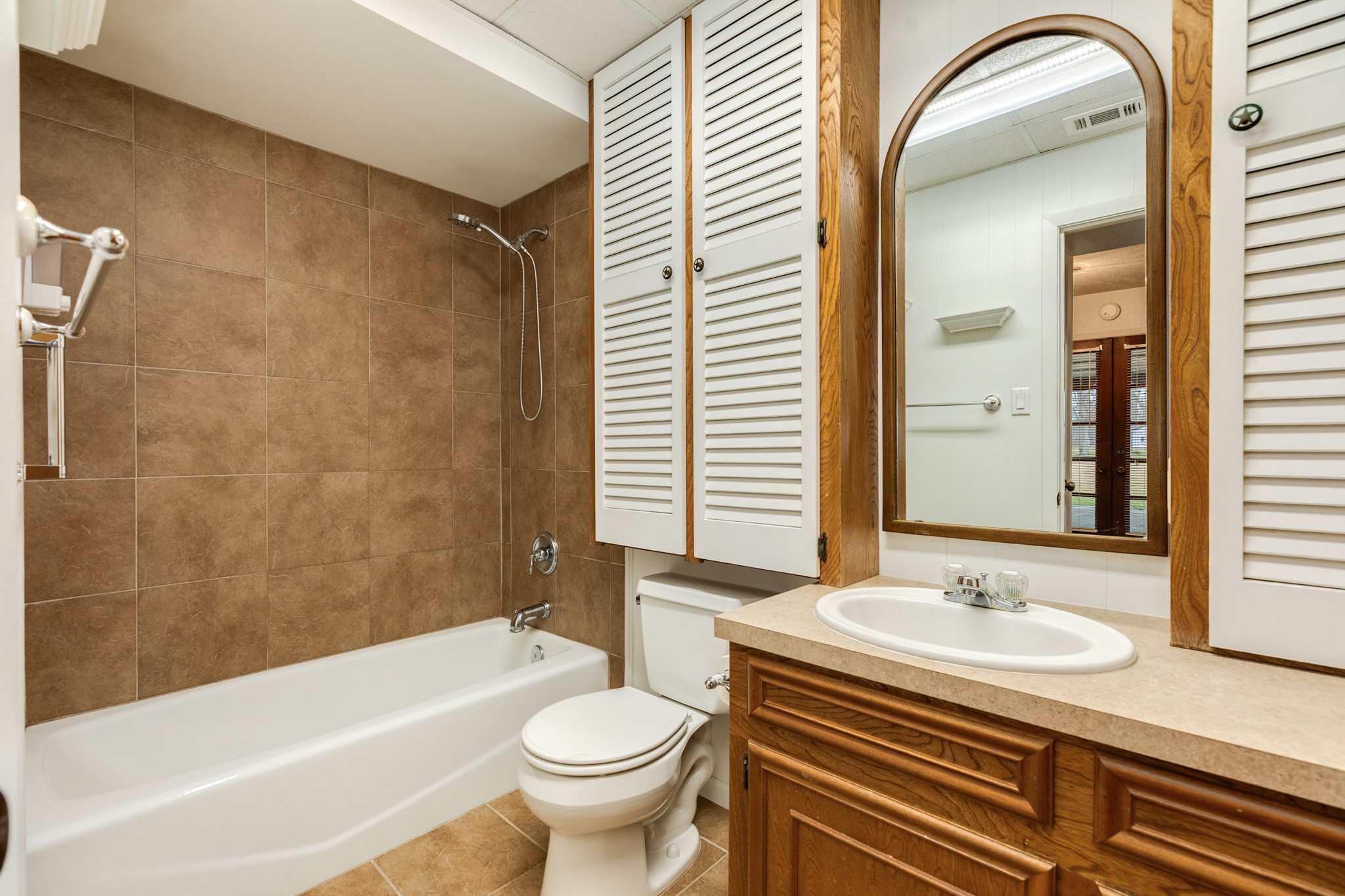 349 Pecan Estates Road, Unit C616R Angleton, TX 77515 - Photo 17 of 43 Downstairs Bathroom