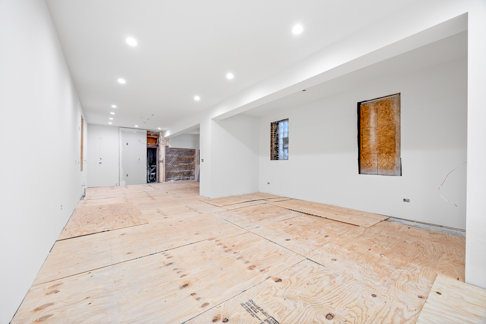 3408 South Carpenter Street Chicago, IL 60608 - Photo 14 of 16 a view of an empty room