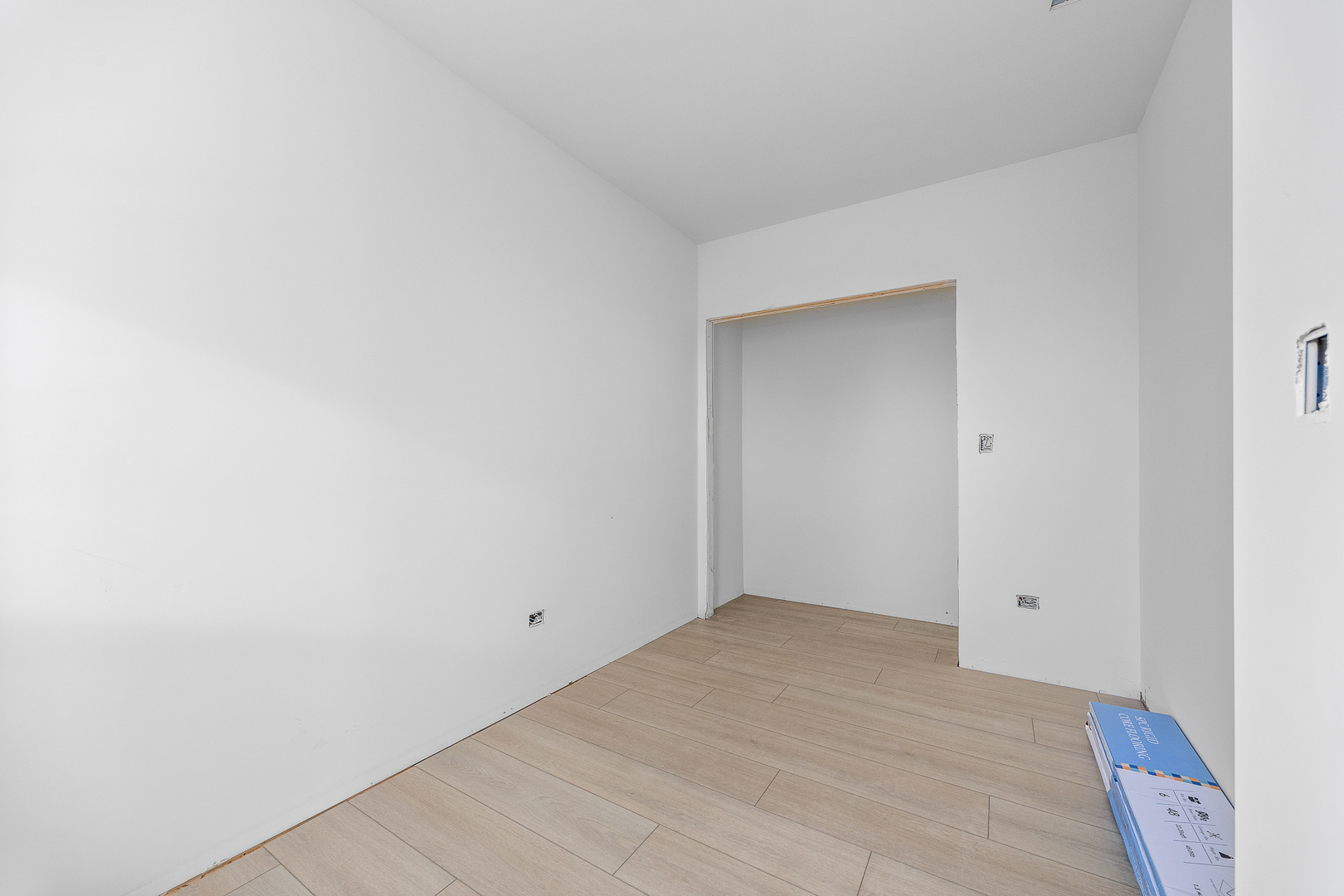 3408 South Carpenter Street Chicago, IL 60608 - Photo 7 of 16 a view of an empty room