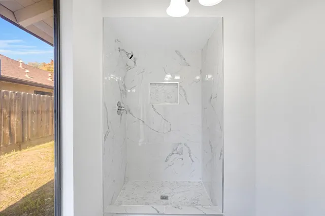 $645,000 | 1547 West Fir Avenue, Fresno, CA 93711