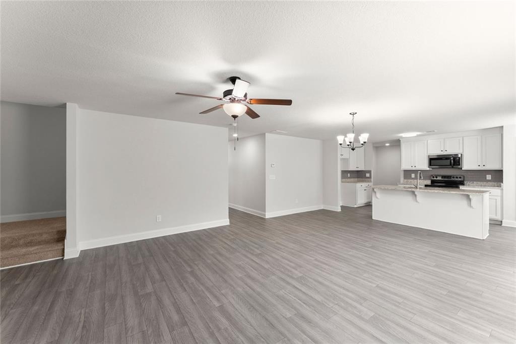 68 Suwannee Way Jefferson, GA 30549 - Photo 11 of 43 Gallery Image 11