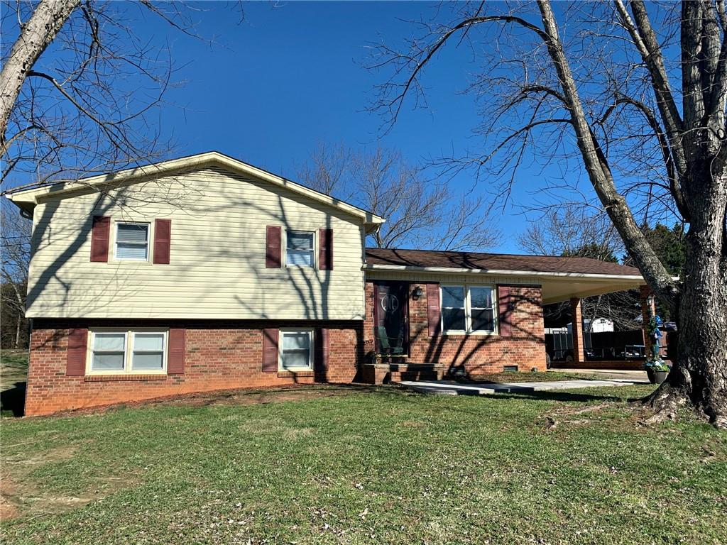 5614 Valley Field Road Southeast Hickory, NC 28602 - Photo 1 of 29 Gallery Image 1