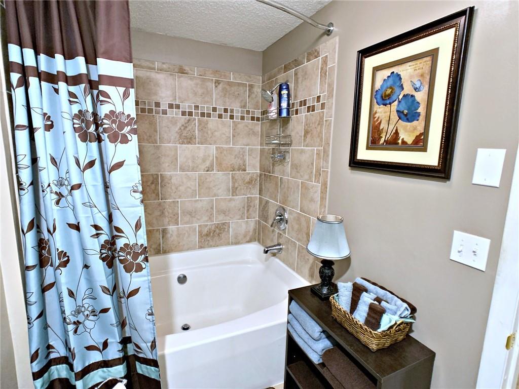 5614 Valley Field Road Southeast Hickory, NC 28602 - Photo 18 of 29 Gallery Image 18