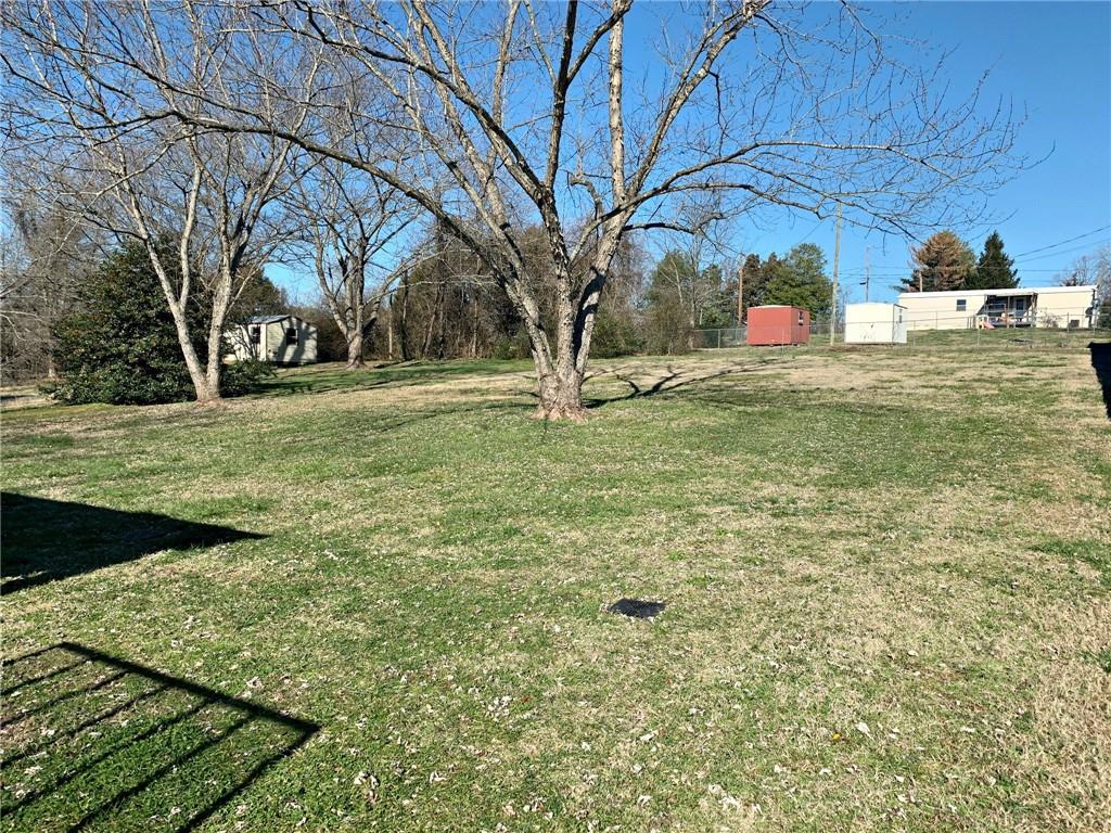 5614 Valley Field Road Southeast Hickory, NC 28602 - Photo 25 of 29 Gallery Image 25