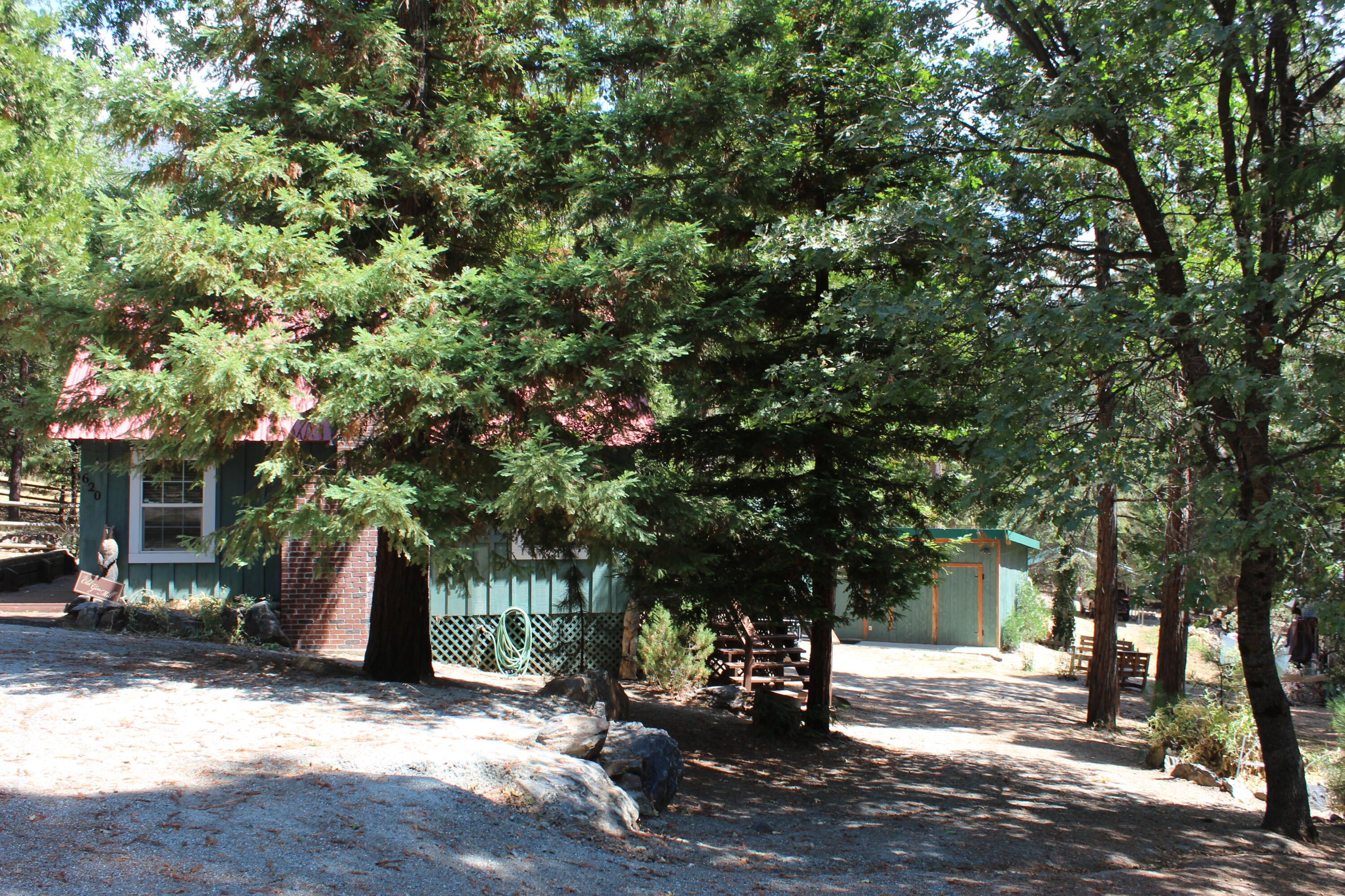 620 Loop Drive Camp Nelson, CA 93265 - Photo 23 of 44 Outside from street