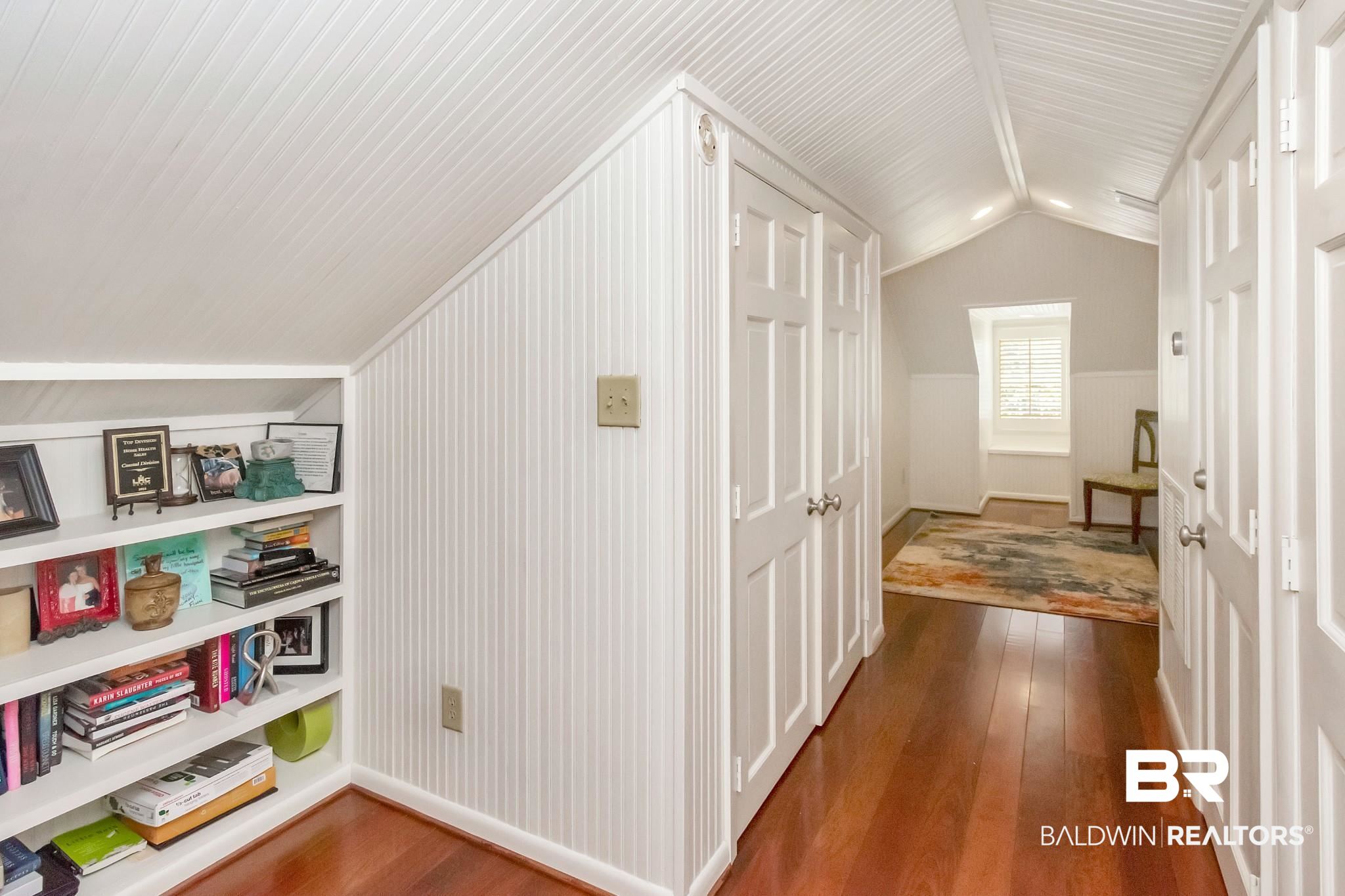 1915 Old Shell Road Mobile, AL 36607 - Photo 37 of 38