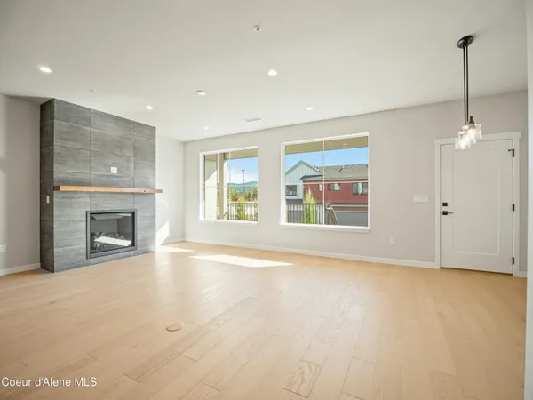 $685,000 | 1033 East RR Avenue, Post Falls, ID 83854