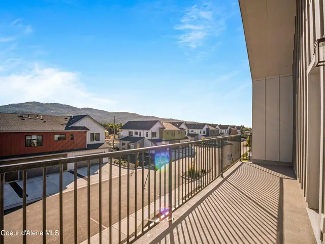 $685,000 | 1033 East RR Avenue, Post Falls, ID 83854