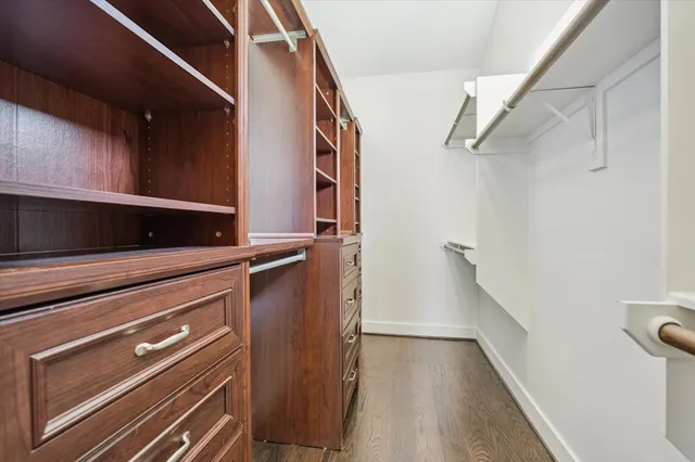 $495,000 | 2102 Sabine Street, Houston, TX 77007