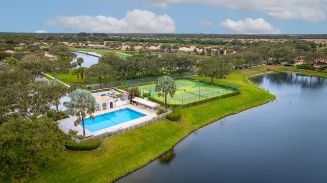 $625,000 | 9520 Southwest Wedgewood Lane, Stuart, FL 34997