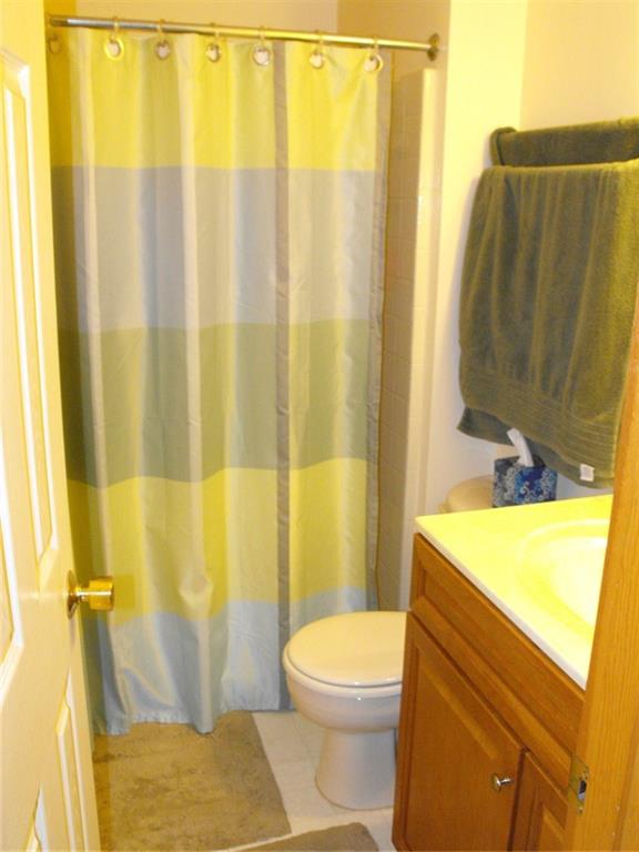 180 Barrington Ridge Delmont, PA 15626 - Photo 12 of 22 Master bath
