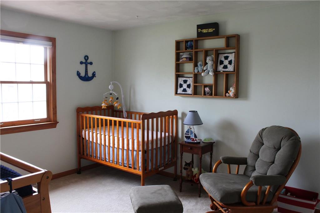 180 Barrington Ridge Delmont, PA 15626 - Photo 13 of 22 Large third bedroom.