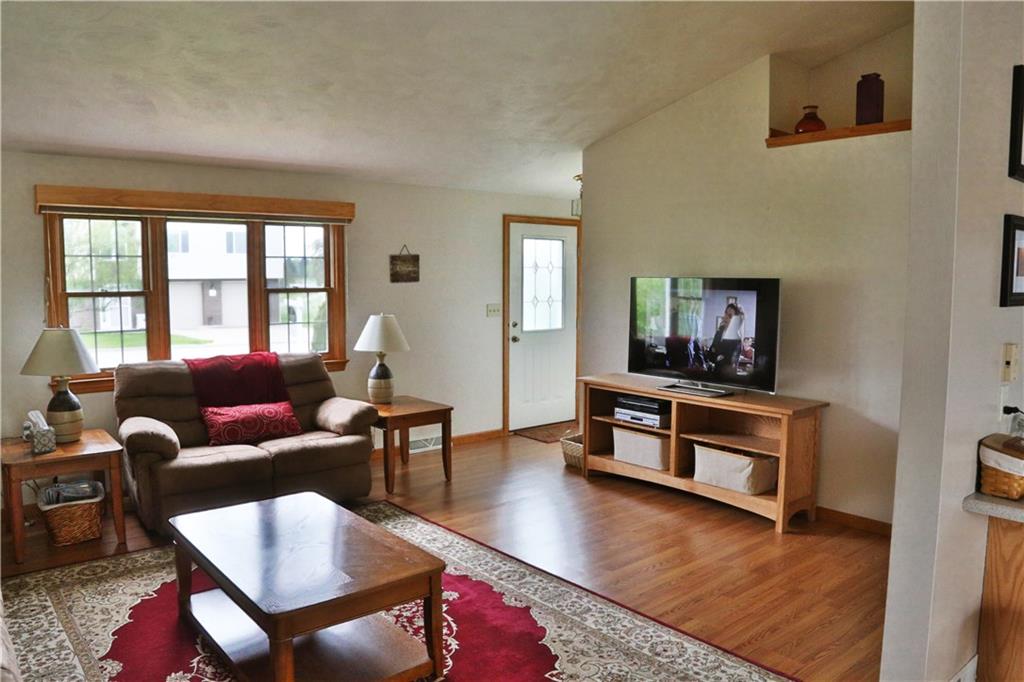 180 Barrington Ridge Delmont, PA 15626 - Photo 6 of 22 The open concept great room is perfect for entertaining. It features large rooms and many windows to flood the room with light.
