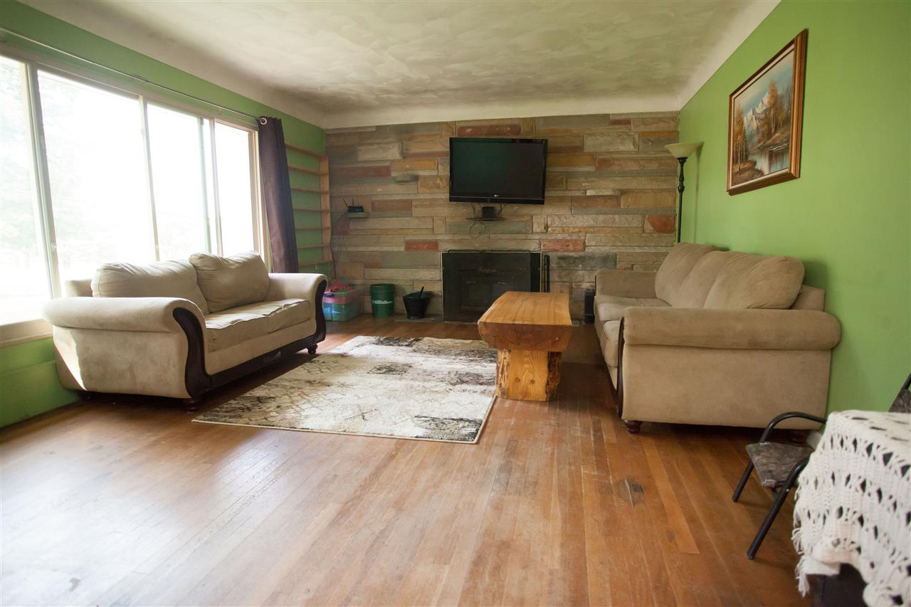 1741 South Morrice Road Owosso, MI 48867 - Photo 2 of 34 50024723-1.JPG