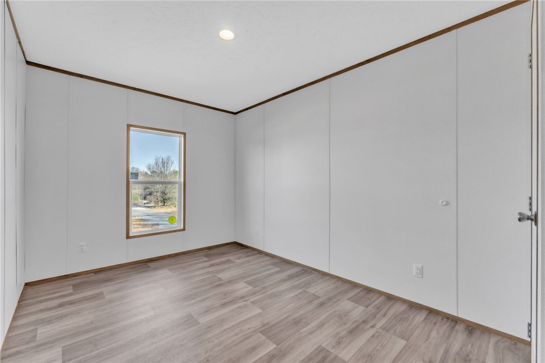 107 Benny Smith Road Starr, SC 29684 - Photo 15 of 32