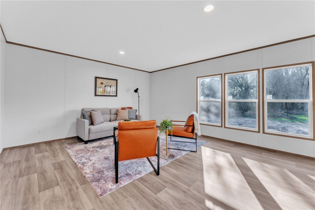 107 Benny Smith Road Starr, SC 29684 - Photo 3 of 32