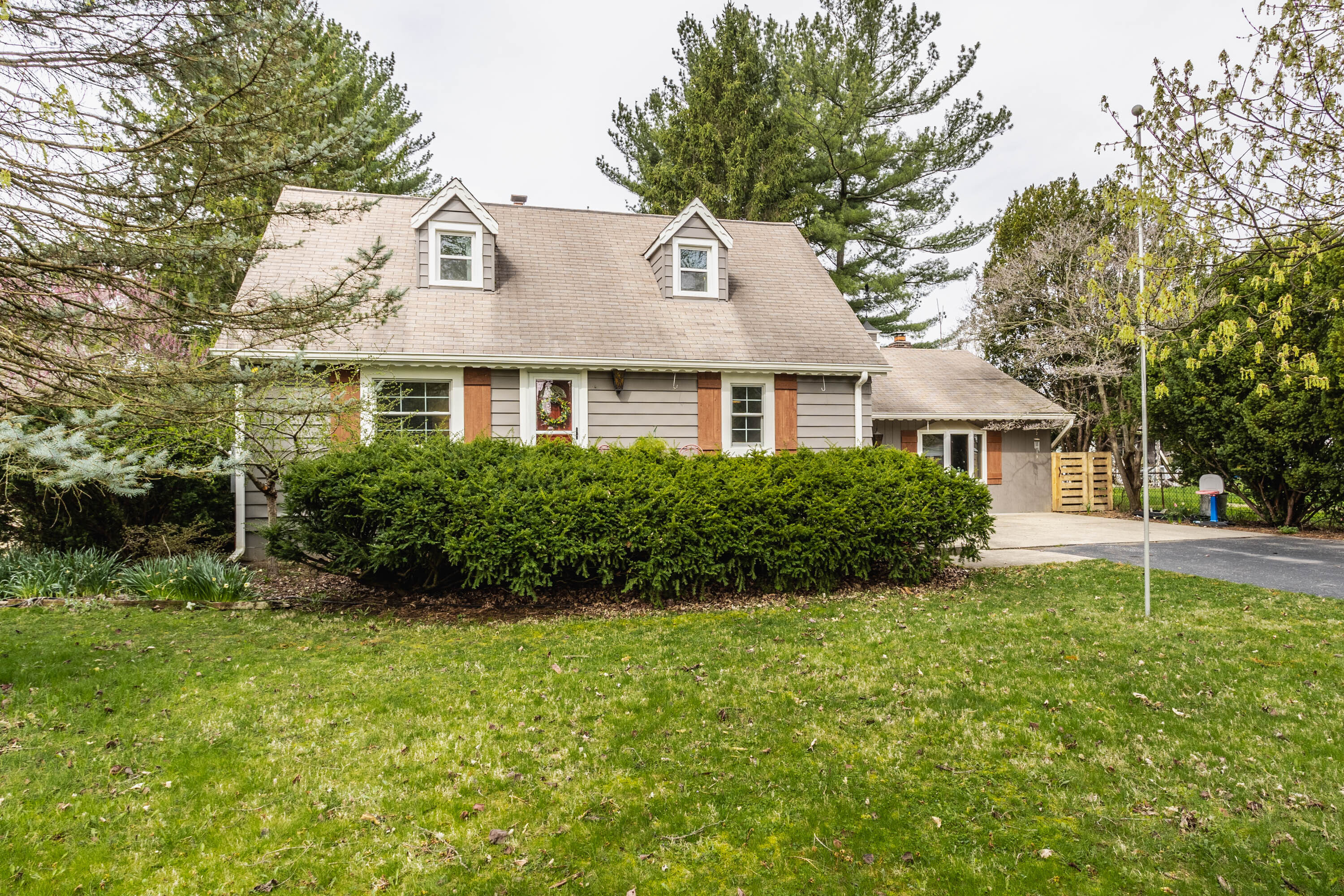 3242 Guion Road Indianapolis, IN 46222 - Photo 1 of 27 Gallery Image 1