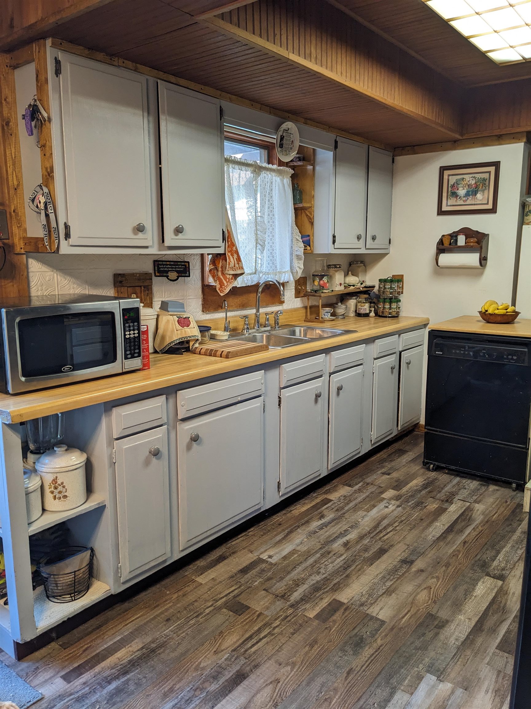3700 Waltan Road Vassar, MI 48768 - Photo 2 of 11 Kitchen