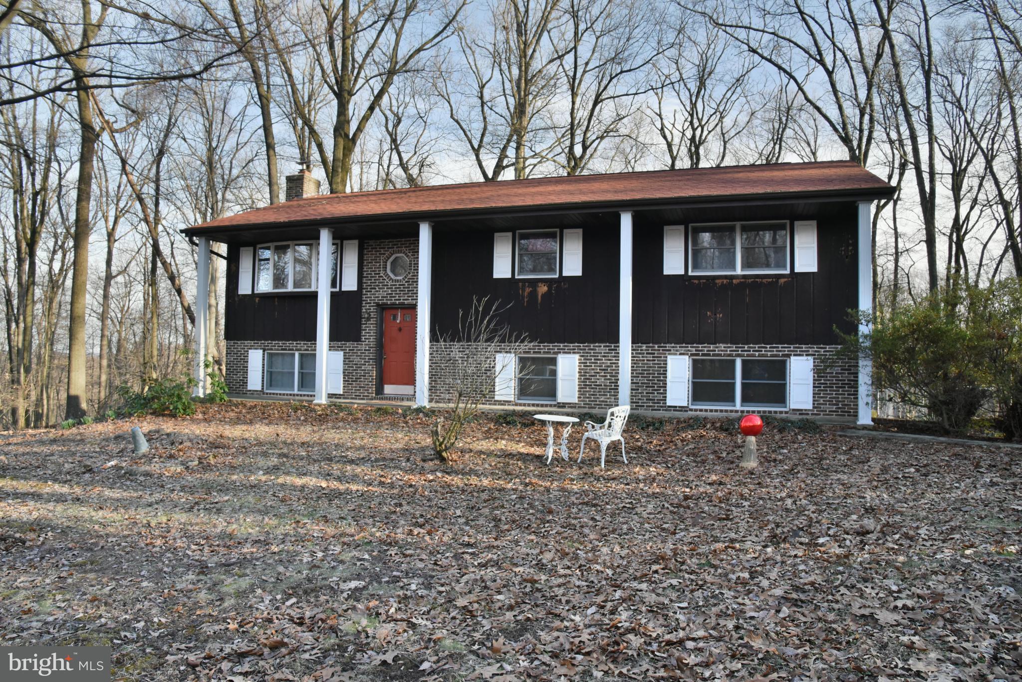 580 Hilltop Road Hummelstown, PA 17036 - Photo 1 of 1 Gallery Image 1