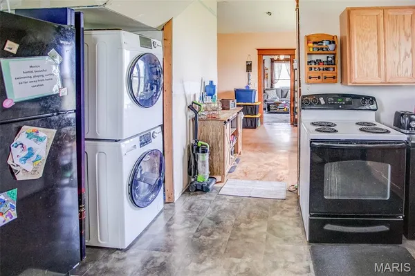 $44,000 | 812 South Main Street, Pleasant Hill, IL 62366