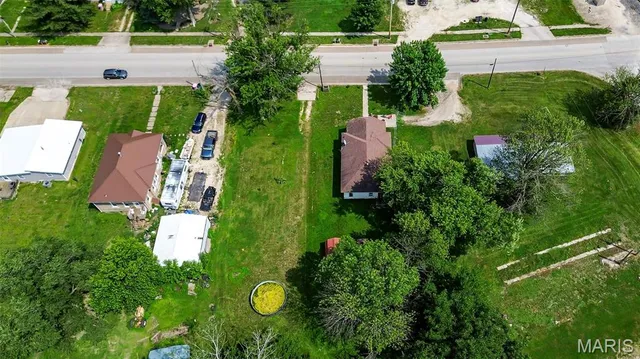 $45,000 | 812 South Main Street, Pleasant Hill, IL 62366