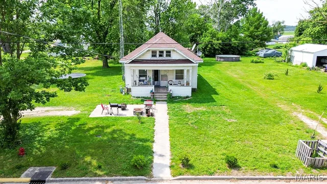 $45,000 | 812 South Main Street, Pleasant Hill, IL 62366