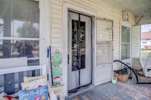 $44,000 | 812 South Main Street, Pleasant Hill, IL 62366