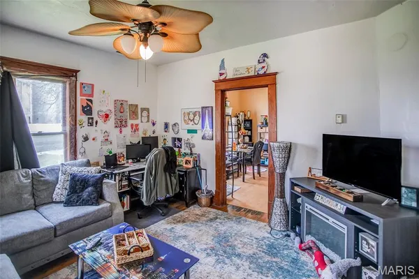 $44,000 | 812 South Main Street, Pleasant Hill, IL 62366