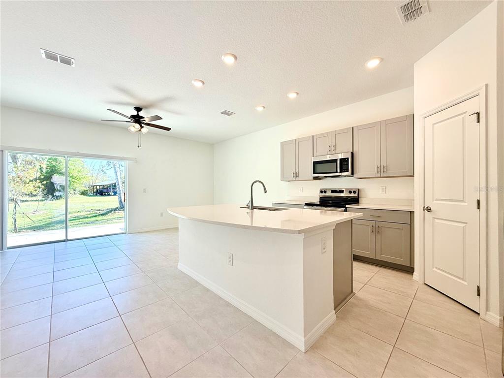 348 River Front Way Edgewater, FL 32141 - Photo 3 of 28