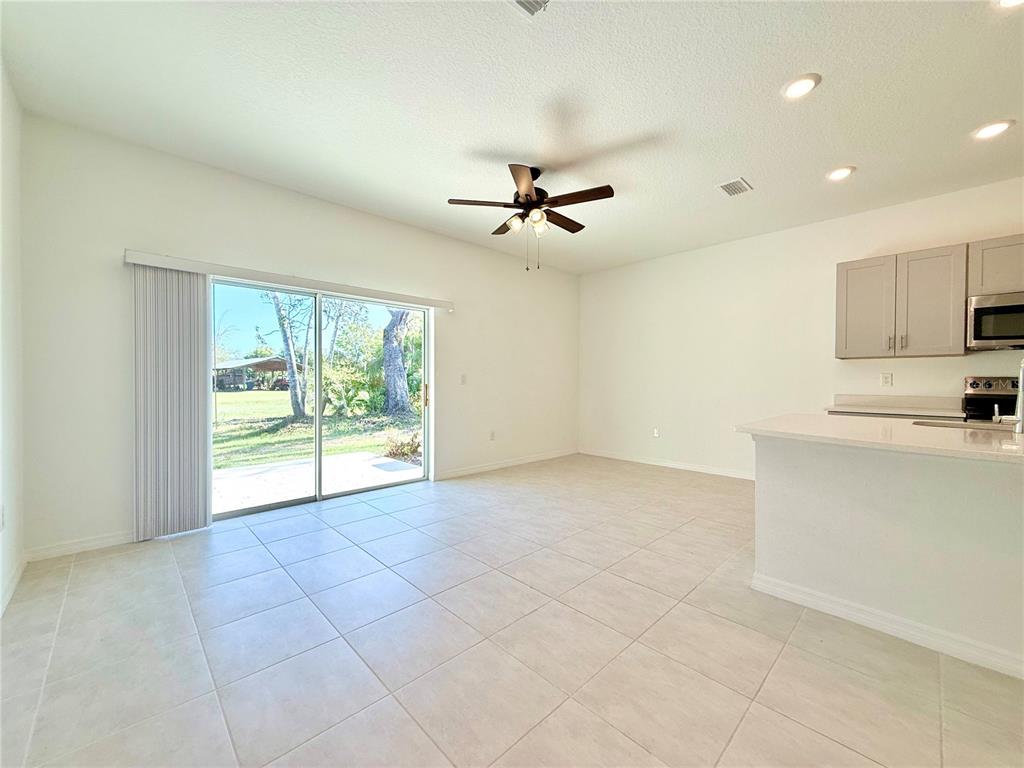 348 River Front Way Edgewater, FL 32141 - Photo 9 of 28