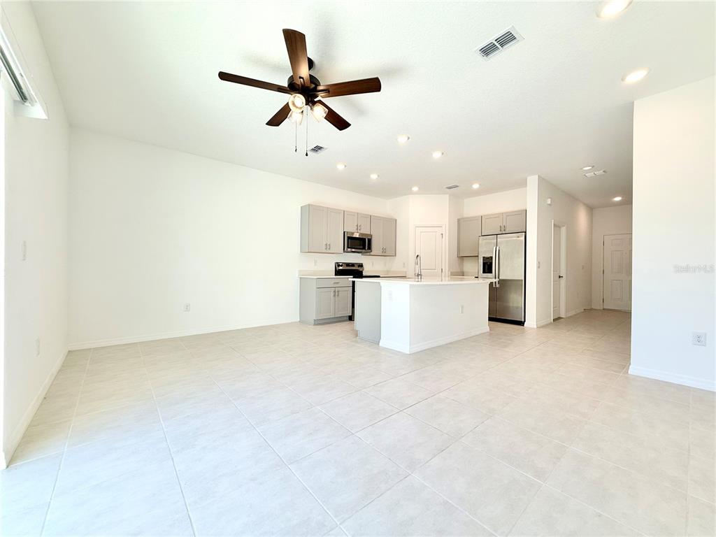 348 River Front Way Edgewater, FL 32141 - Photo 10 of 28