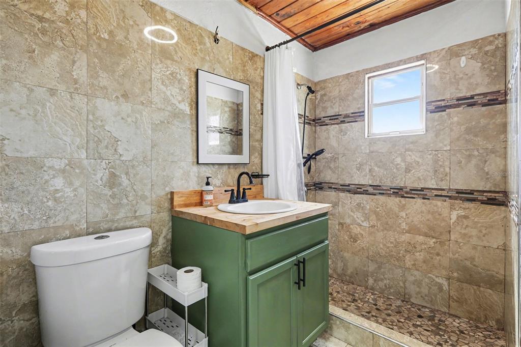 220 6th Avenue Southwest Ruskin, FL 33570 - Photo 13 of 19