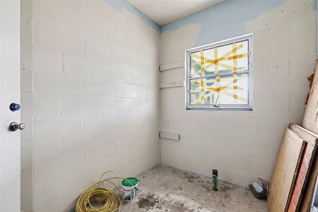 220 6th Avenue Southwest Ruskin, FL 33570 - Photo 15 of 19