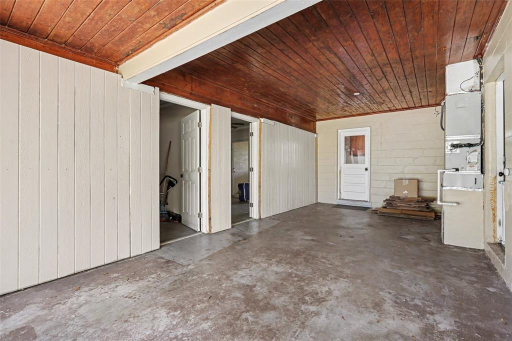 220 6th Avenue Southwest Ruskin, FL 33570 - Photo 3 of 19