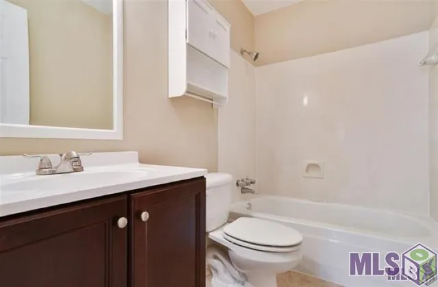 $1,400 | 15853 Maison Orleans Court, Baton Rouge, LA 70817