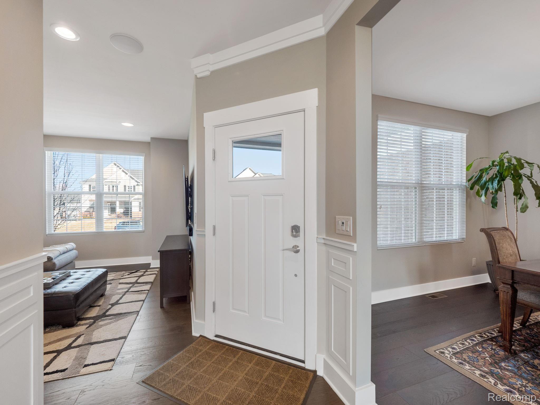 1105 Prescott Drive Rochester, MI 48309 - Photo 5 of 58 8-web-or-mls-P2233332.jpg