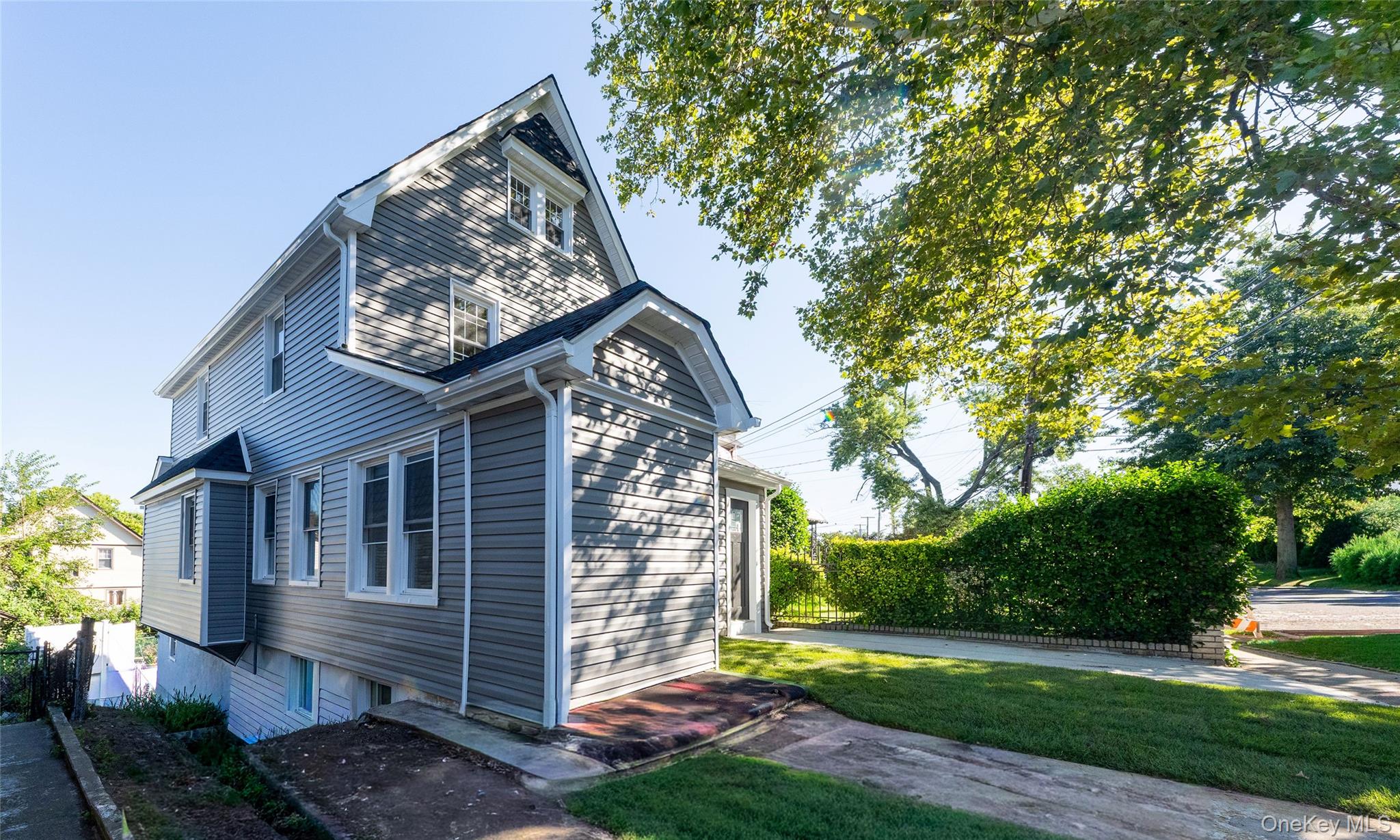 191-29 109th Road Queens, NY 11412 - Photo 30 of 37 Gallery Image 30