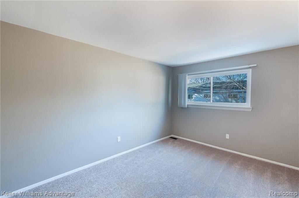 106 Stratford Lane Rochester Hills, MI 48309 - Photo 13 of 34