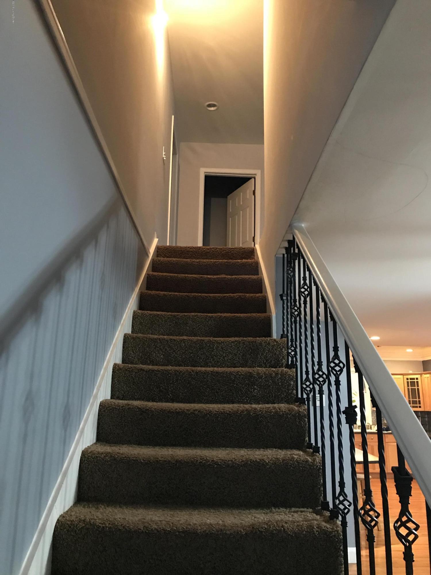 4524 Dover Road Louisville, KY 40216 - Photo 15 of 38 stairway
