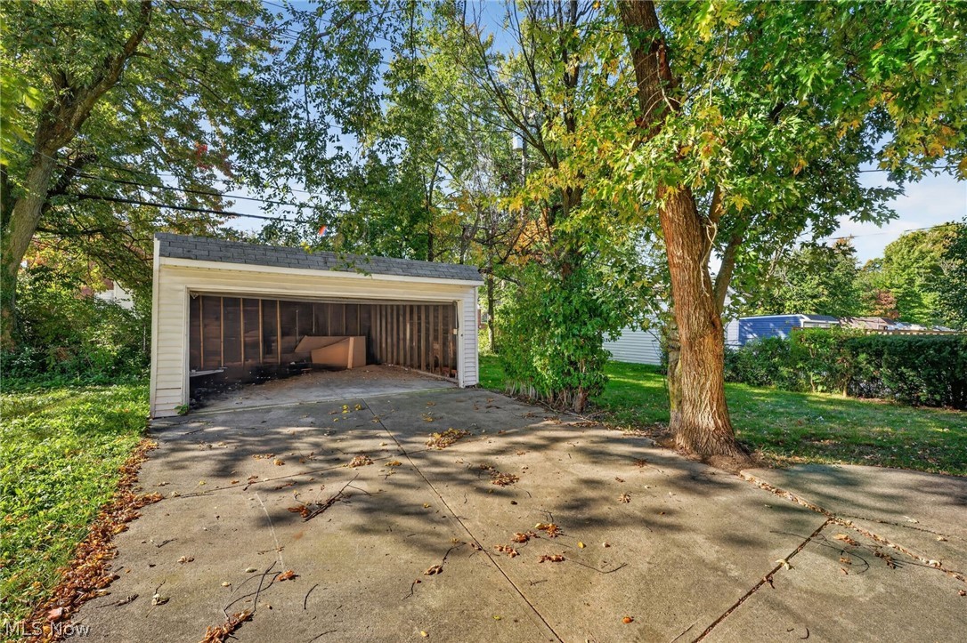 3846 Grosvenor Road South Euclid, OH 44118 - Photo 28 of 33 Gallery Image 28
