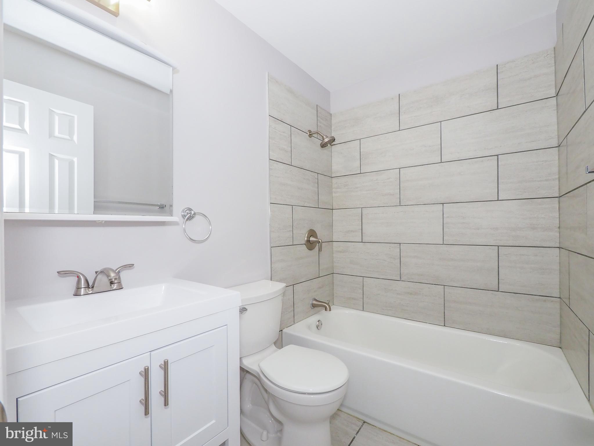 504 Tulip Road Riva, MD 21140 - Photo 27 of 60 Upper level Full Hall Bath