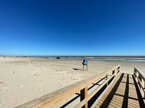 $399,999 | 124 Howard Avenue, Unit D, Surfside Beach, TX 77541