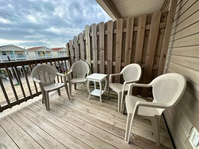 $420,000 | 124 Howard Avenue, Unit D, Surfside Beach, TX 77541