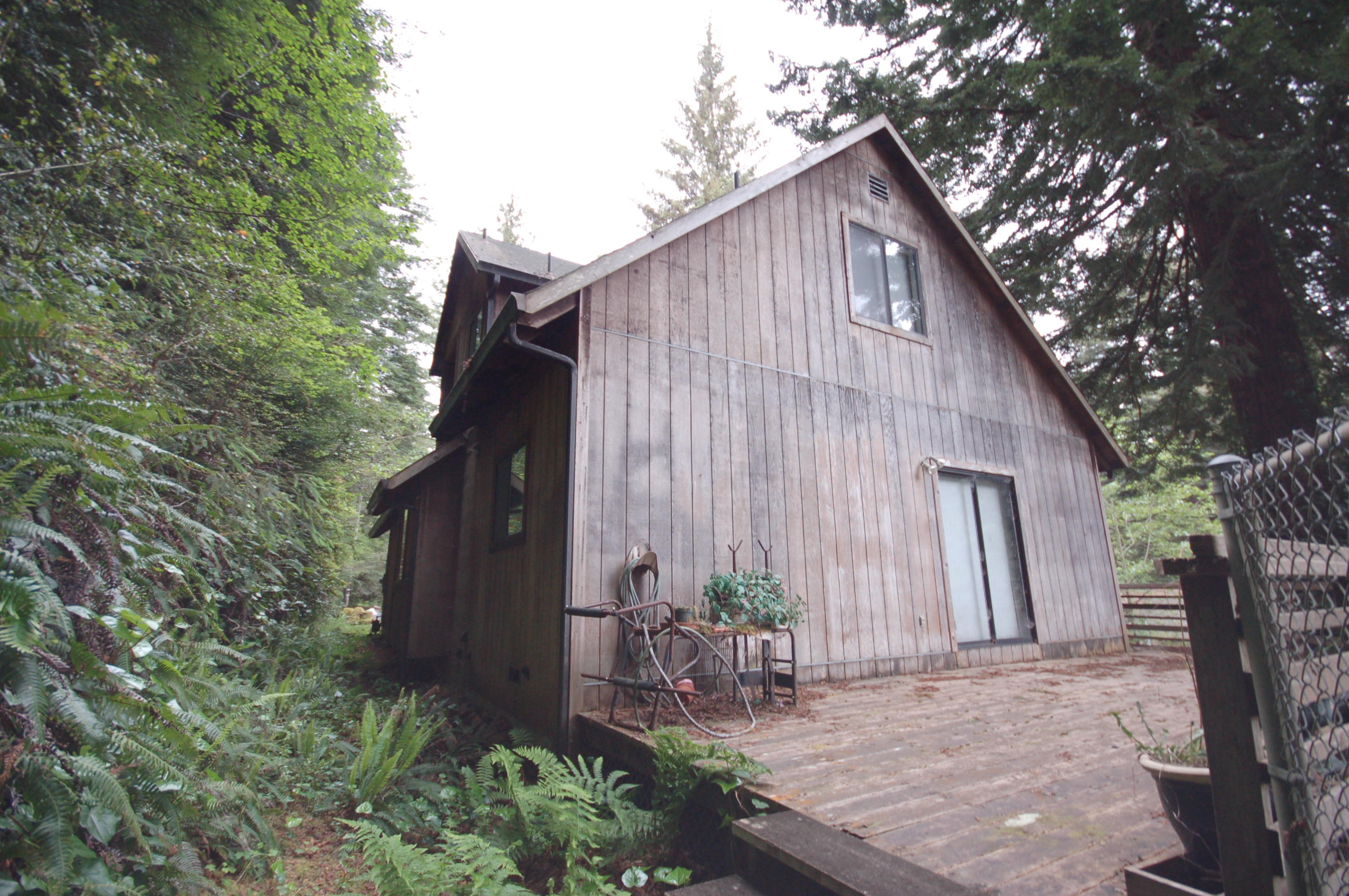 5151 Cummings Road Eureka, CA 95503 - Photo 6 of 10 Gallery Image 6