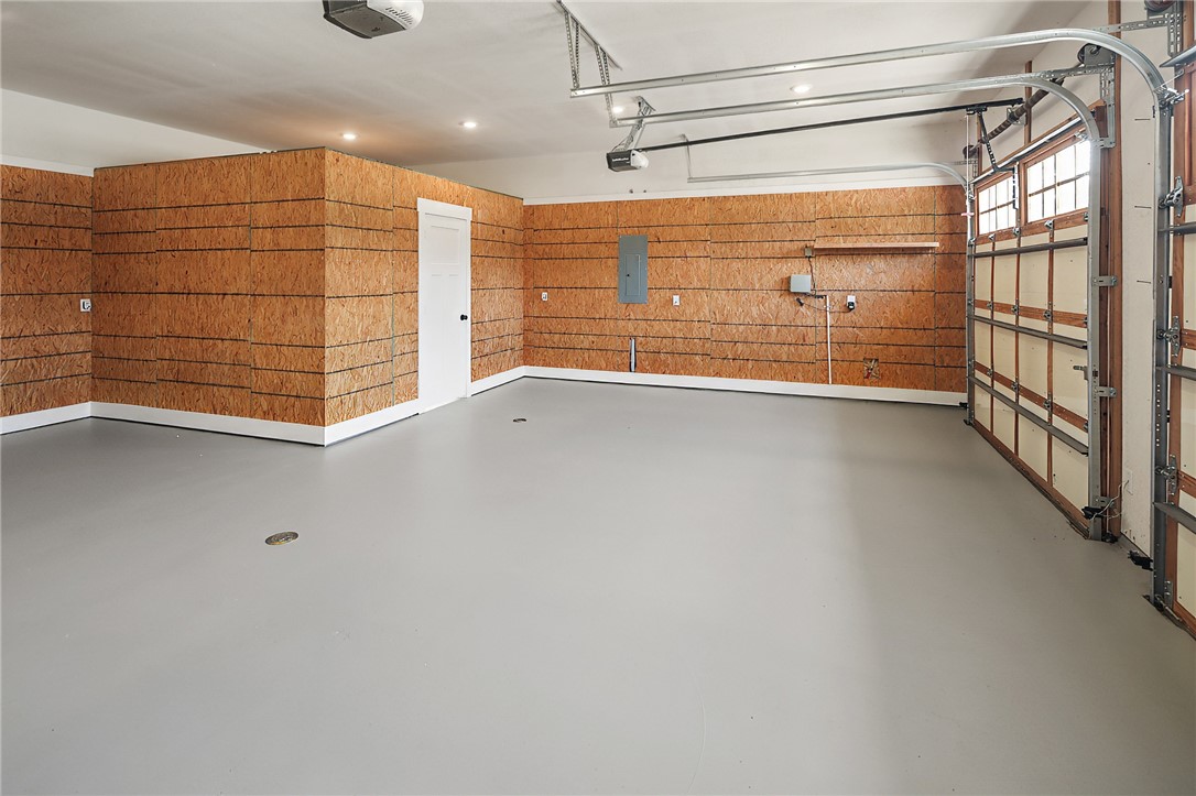 7323 River Ridge Drive College Station, TX 77845 - Photo 38 of 39 a view of a garage with an empty room