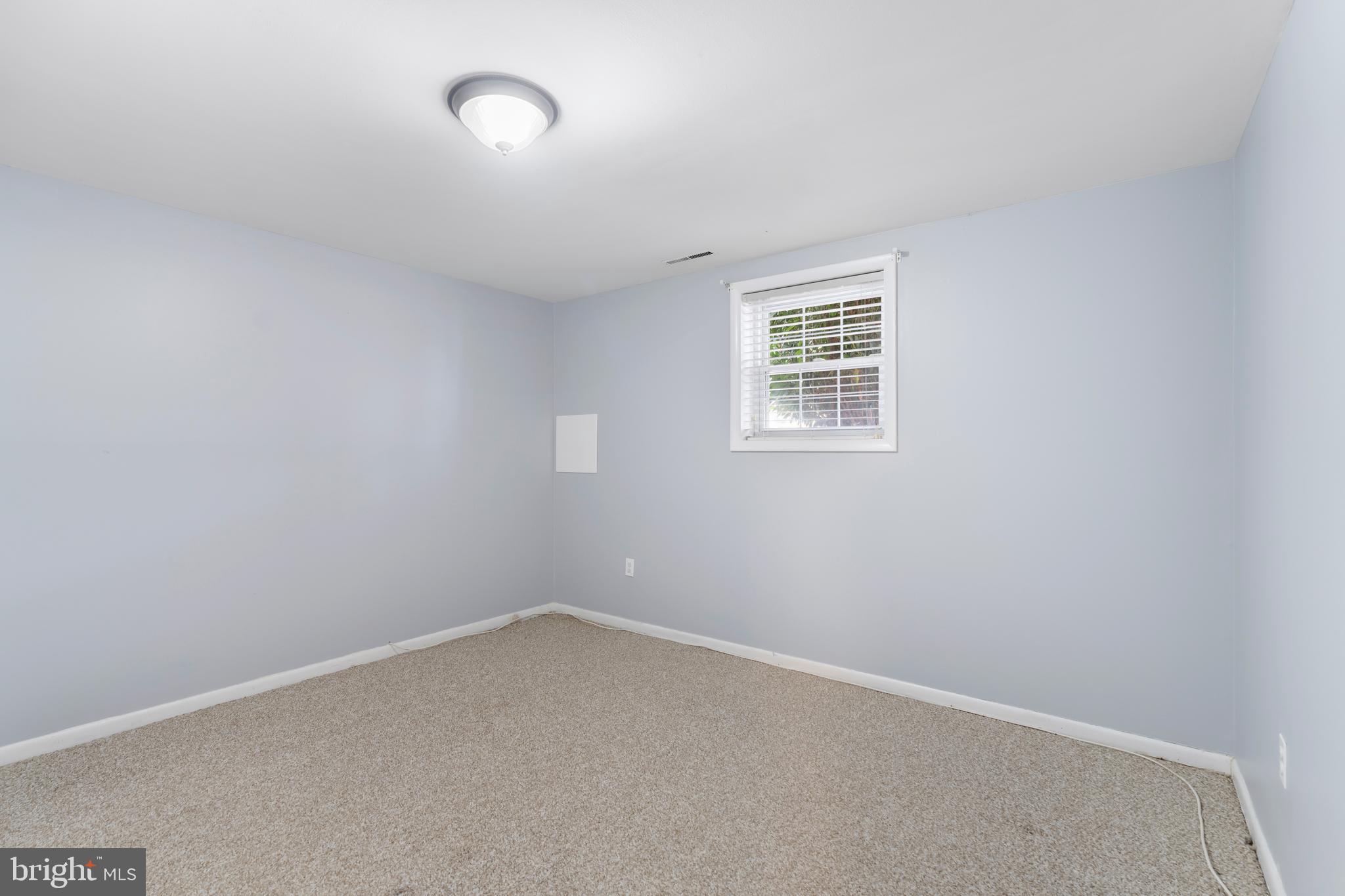 4406 Old Farm Road Baldwin, MD 21013 - Photo 34 of 49 an empty room with a window